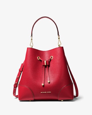 mercer medium pebbled leather shoulder bag